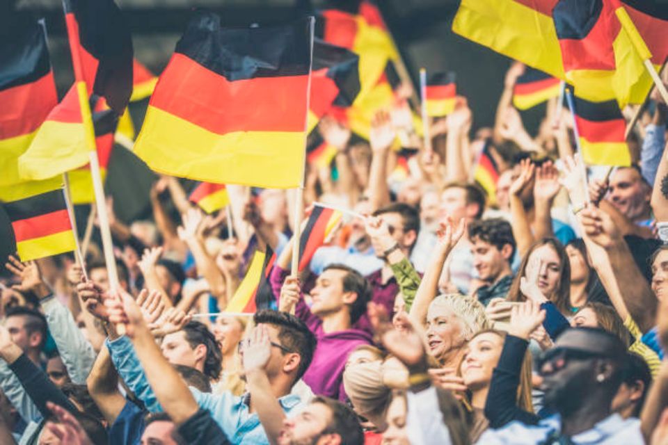 Alemania revisa la ley de ciudadanía para permitir la doble nacionalidad