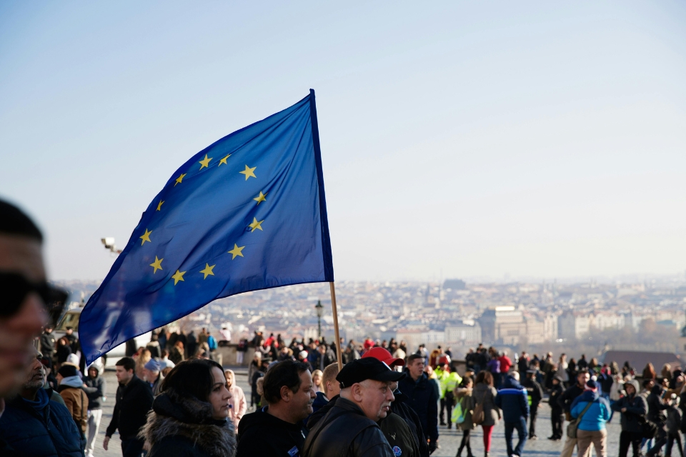 La UE revela un plan de 10 puntos para las nuevas normas de migración y asilo